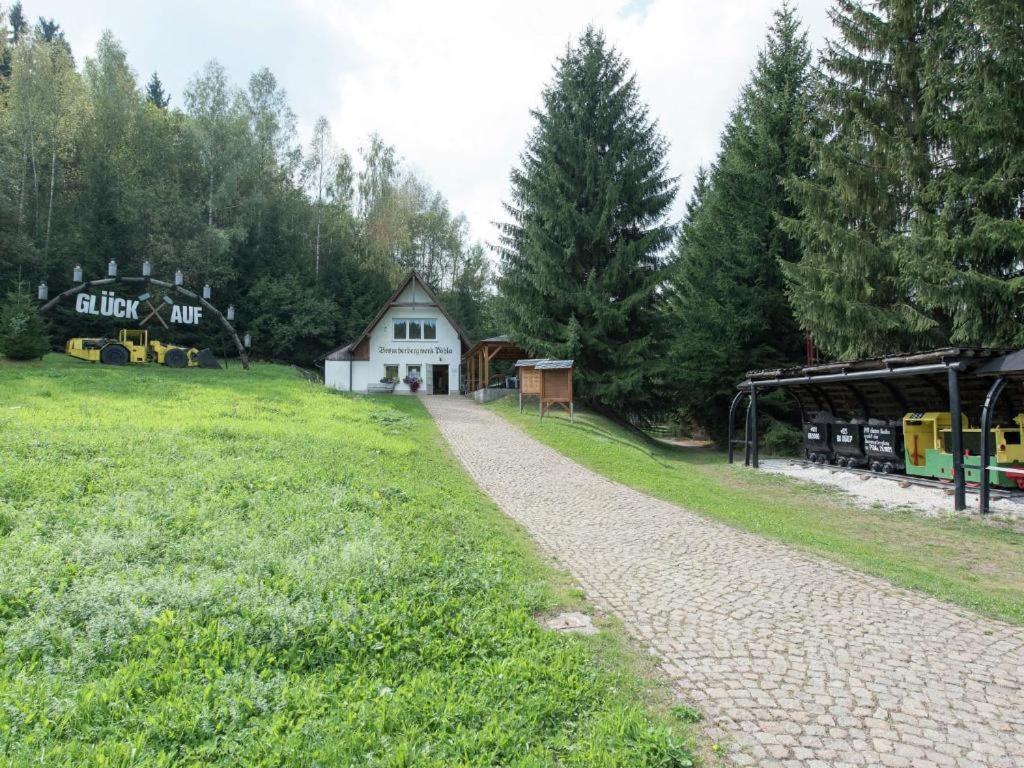 שווארצנברג Ferienwohnung Ripa Erzgebirge In Schwarzenberg מראה חיצוני תמונה
